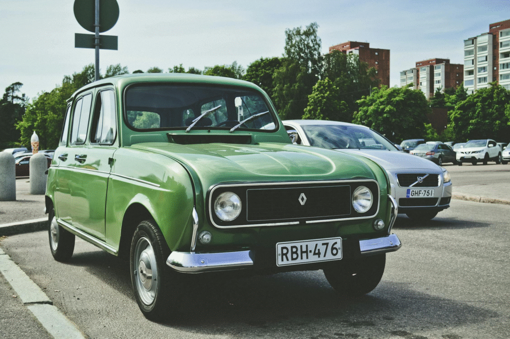 A green car