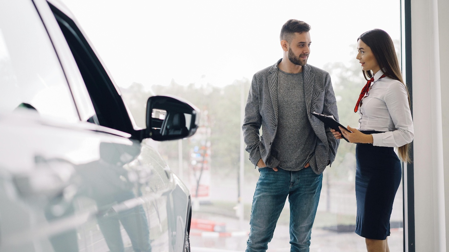 An agent talking to a client